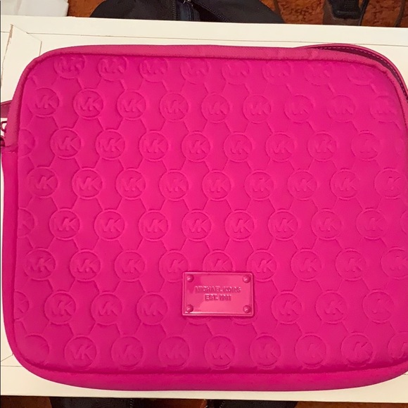 Michael Kors Tablet Case/Bag - Picture 1 of 6